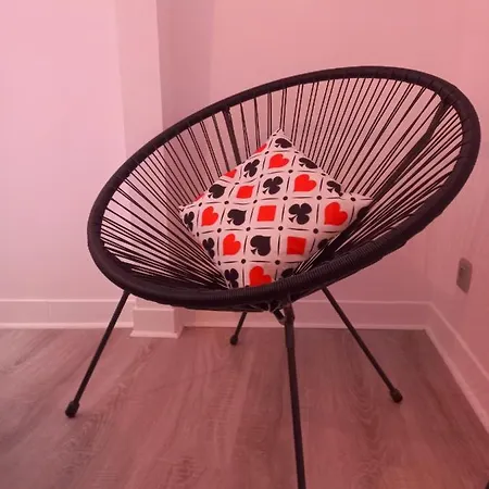 Game 6 Personnes Maximum Appartamento