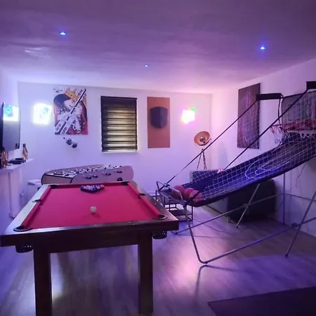 Game 6 Personnes Maximum